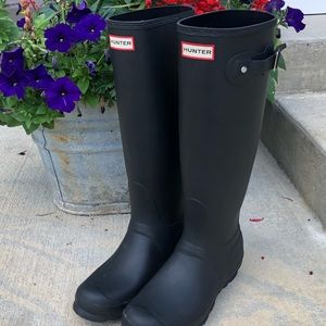Hunter rain boots